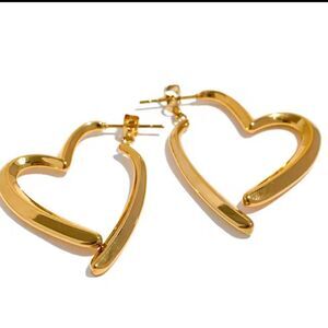 New modern heart unique dangle earrings